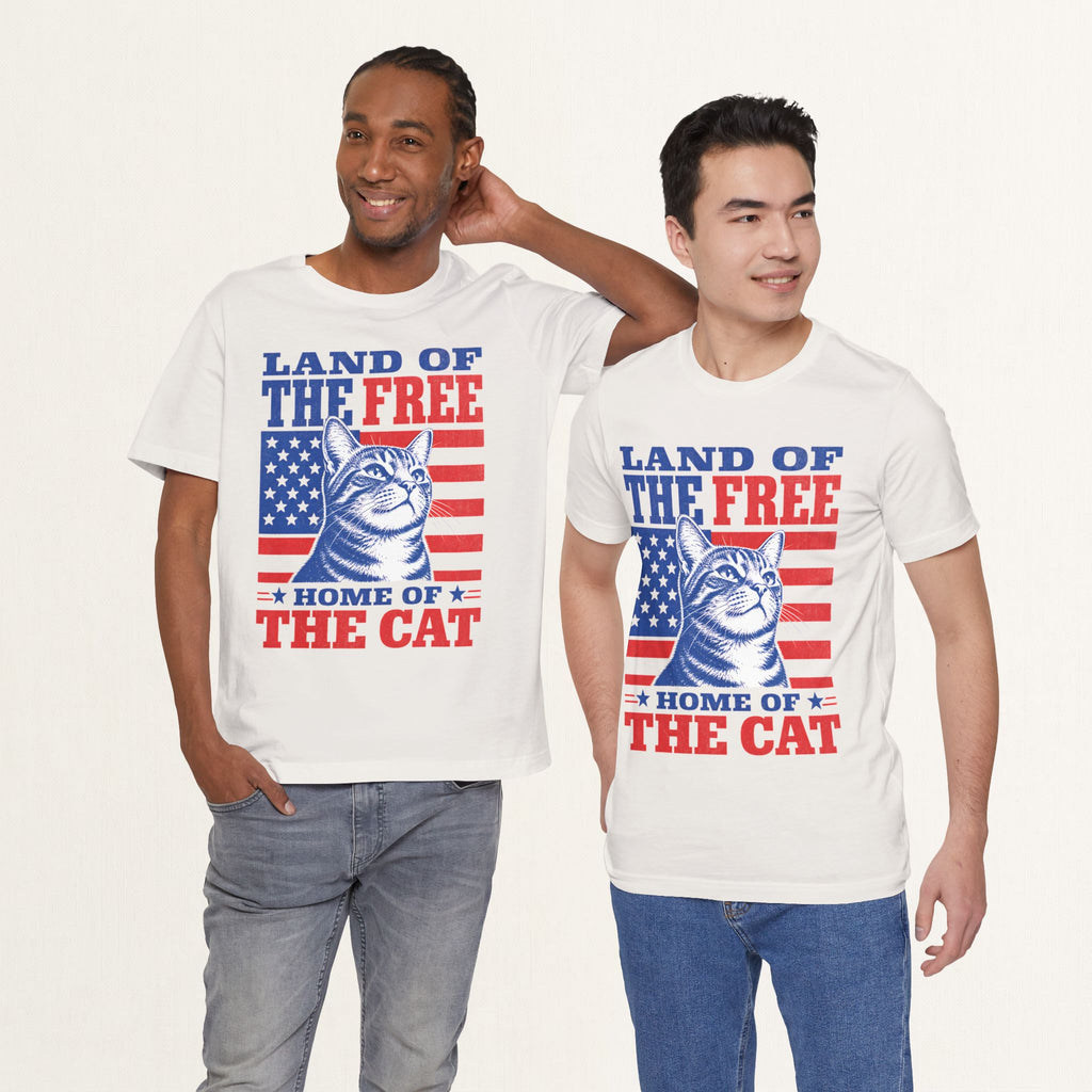 Model wearing vintage white Land of the Free patriotic cat t-shirt