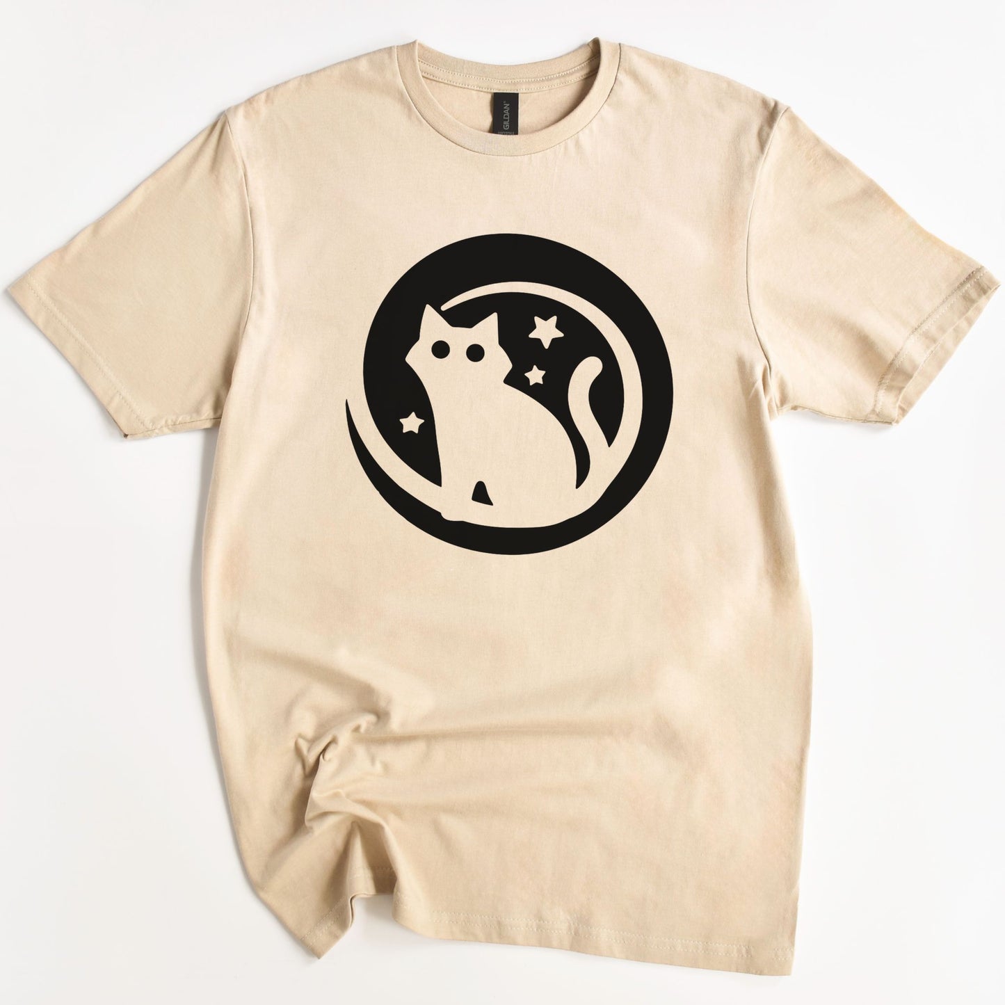 Minimalist Black Cat Moon Badge T-Shirt