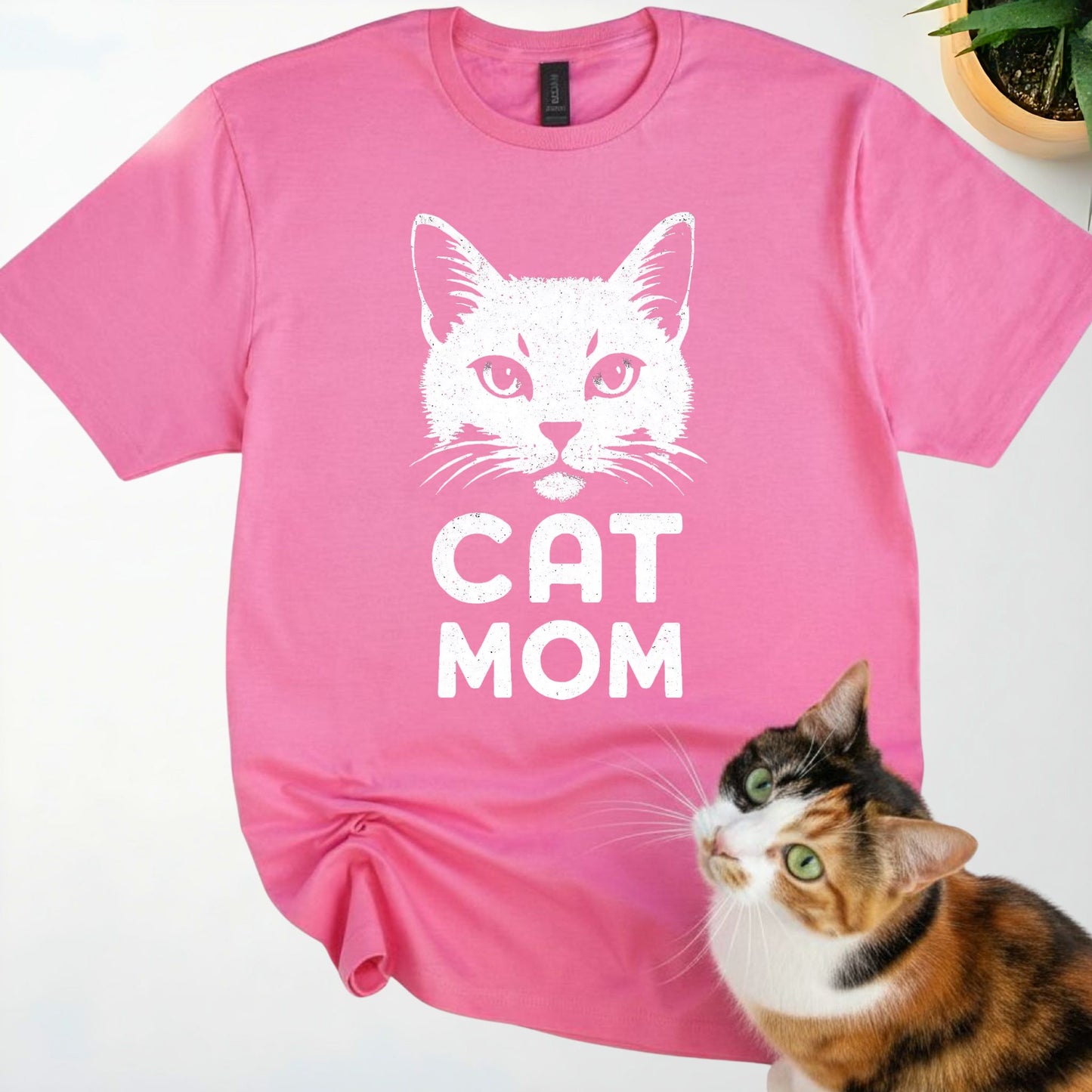 Cat Mom Vintage Face T-Shirt