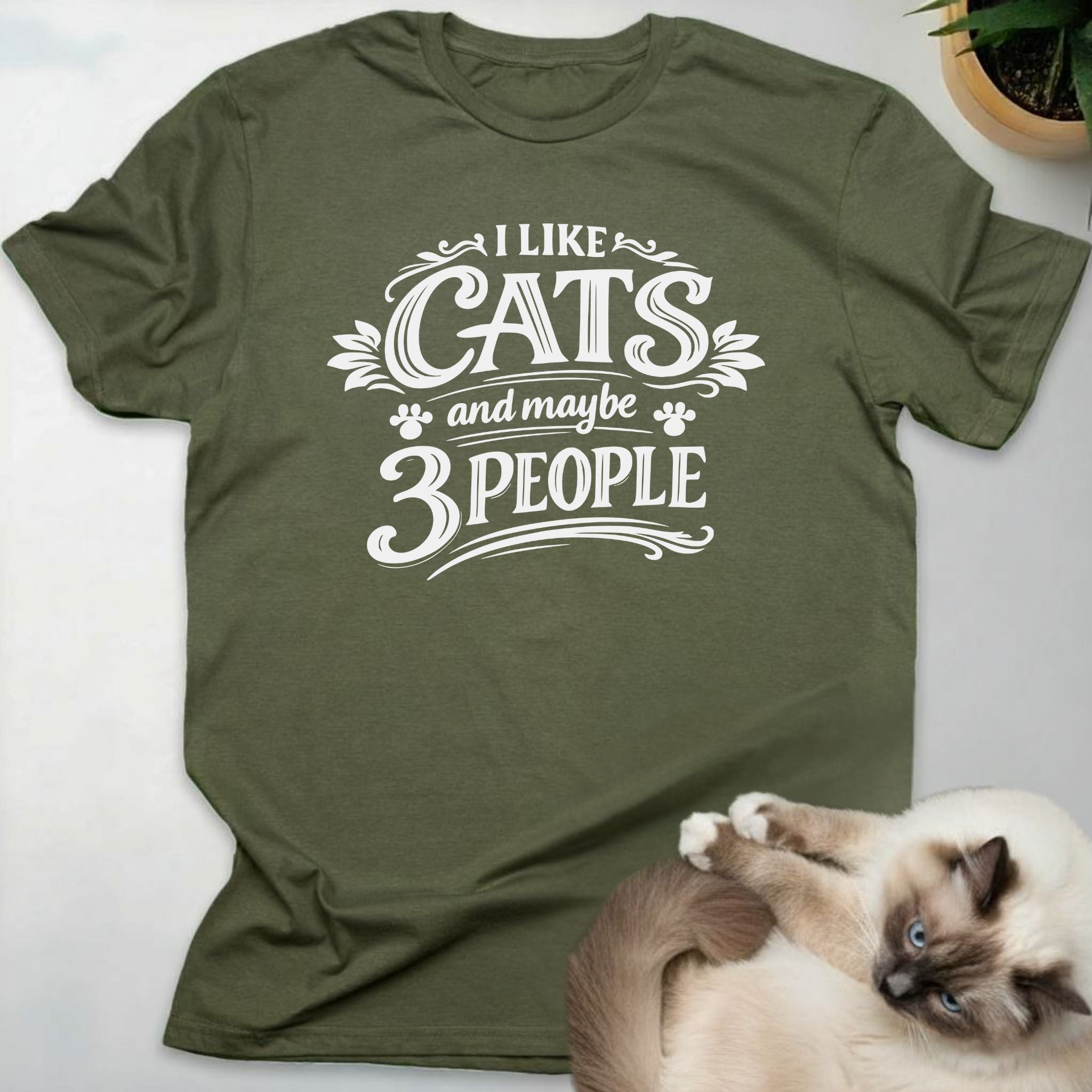 I like cats and maybe 3 people