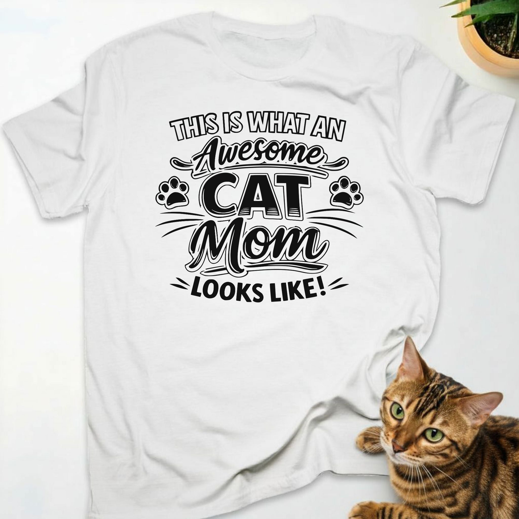 This Is What An Awesome Cat Mom Looks Like!