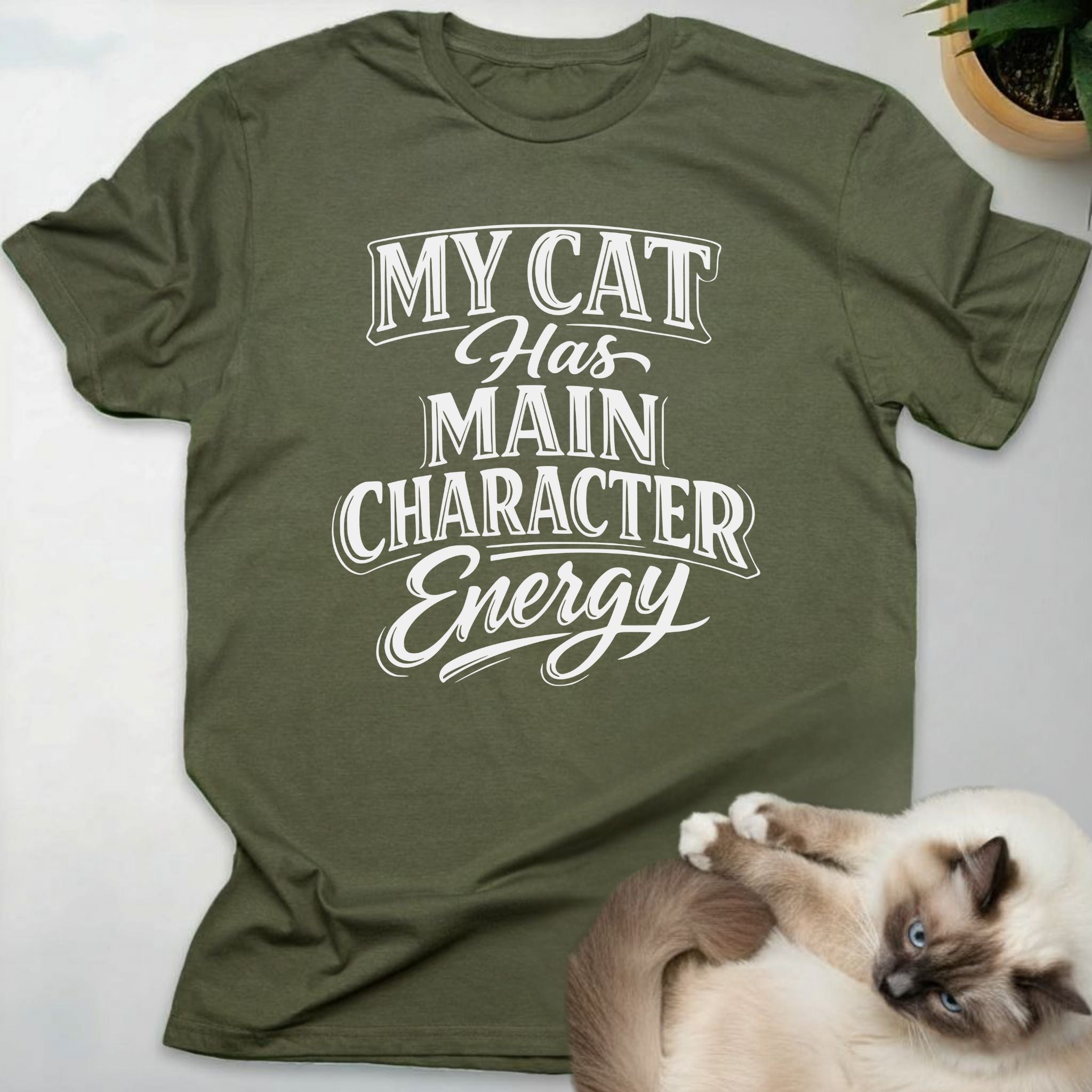 My cat has main character energy