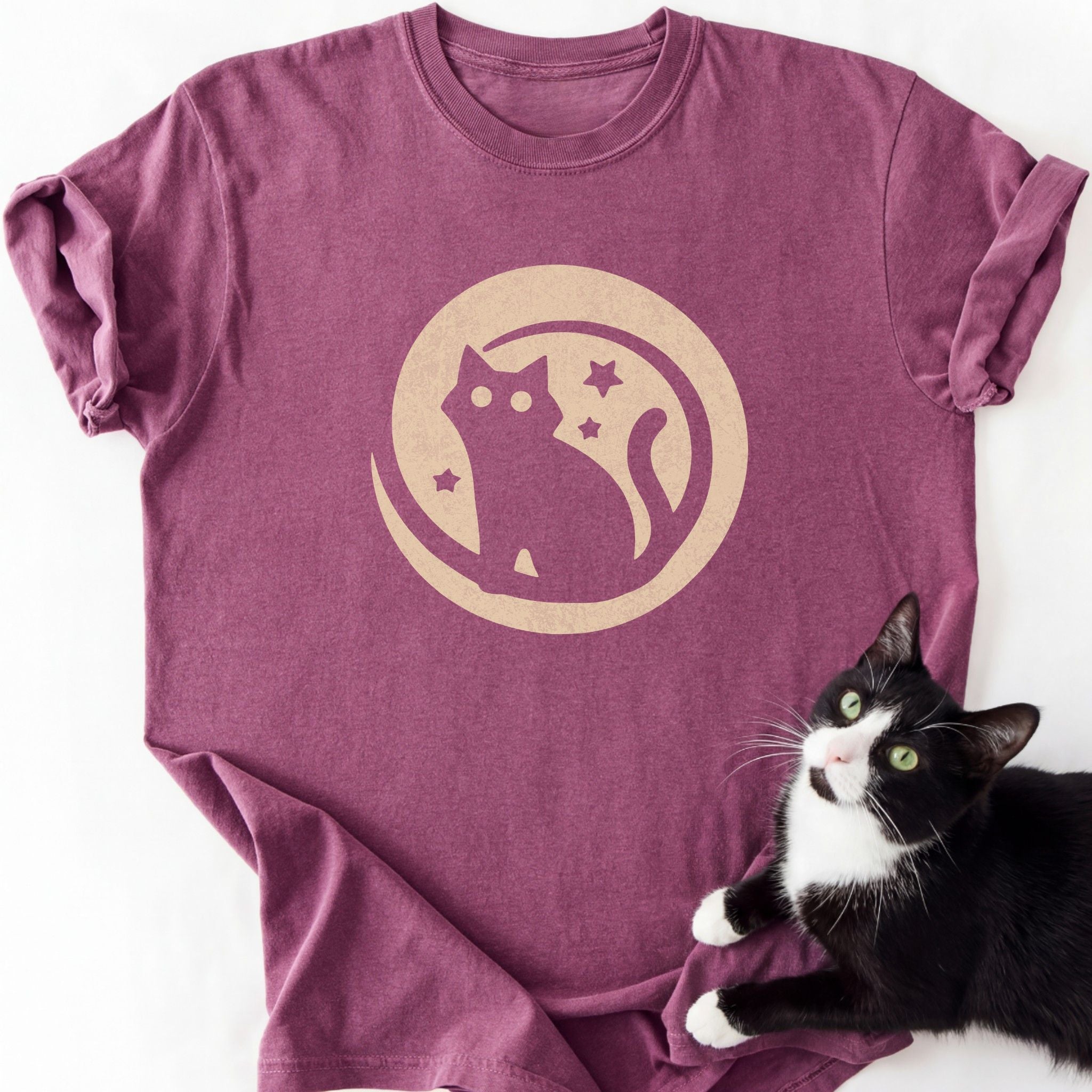 Maroon heathered Moon Badge Cat T-Shirt with black cat and moon print